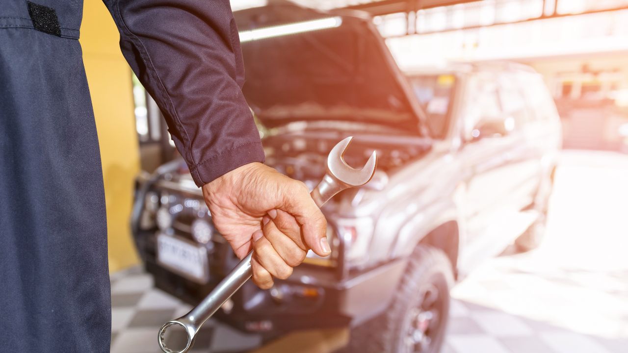 How to Tell if Your Car Needs a Full Service